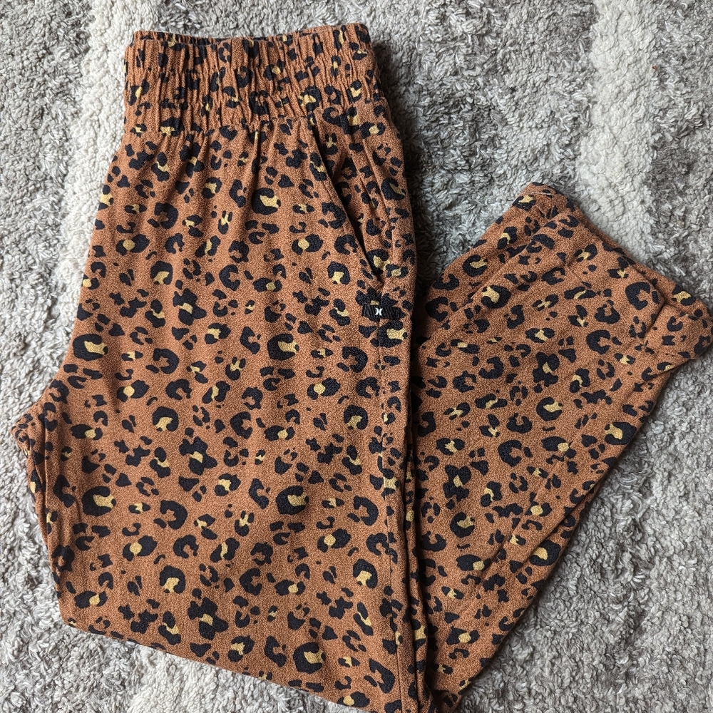 Hurley leopard print cuffed Nolan Pants